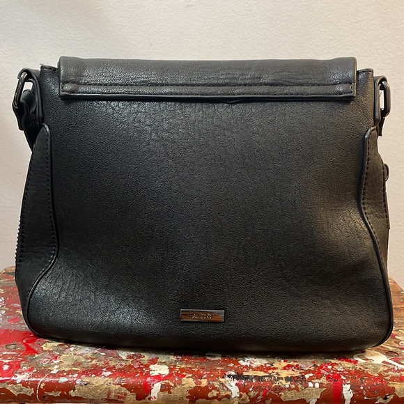 Aldo Faux Black Leather Crossbody Zipper Purse Bag - Picture 6 of 16